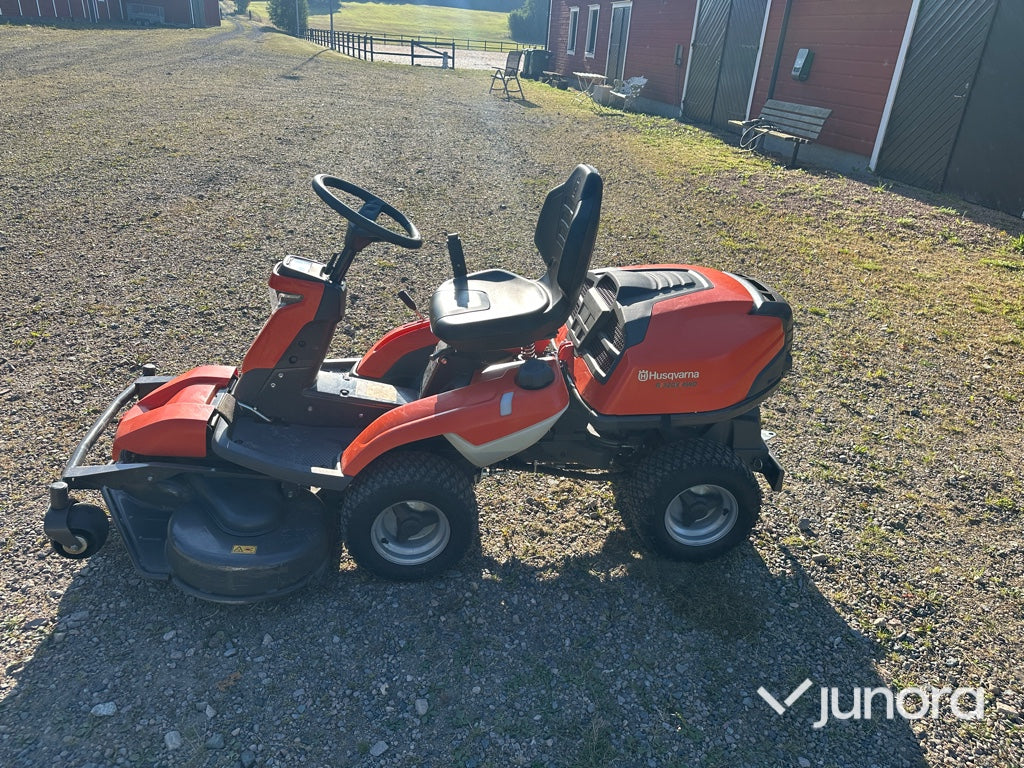 Åkgräsklippare Husqvarna R 320X AWD