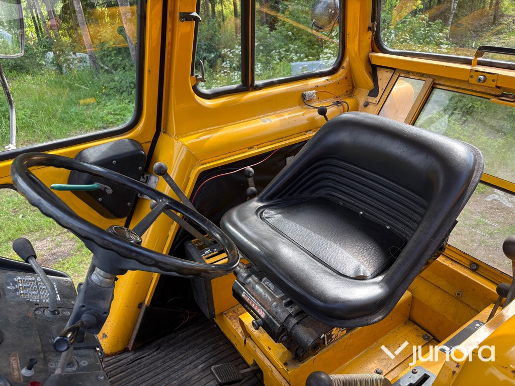 Traktor - Volvo BM, T 500 I