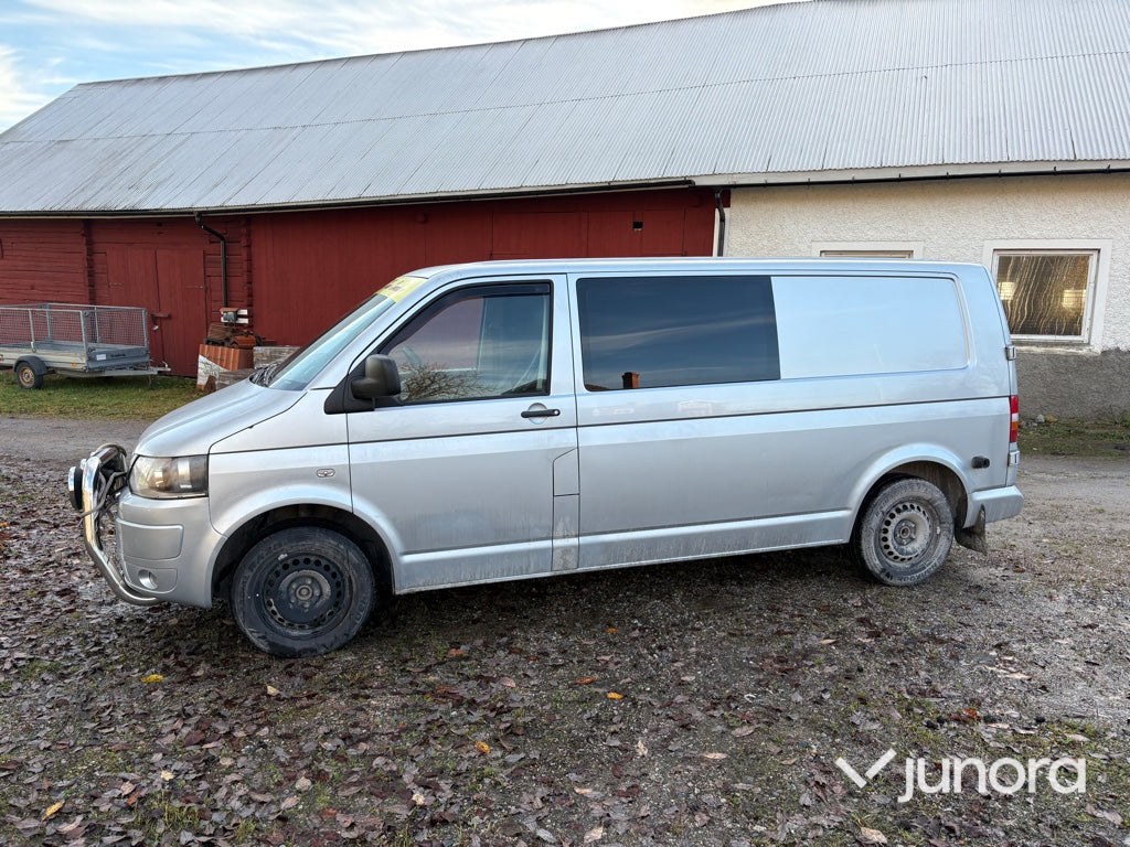 Lätt lastbil - Volkswagen Transporter 2.5 TDI