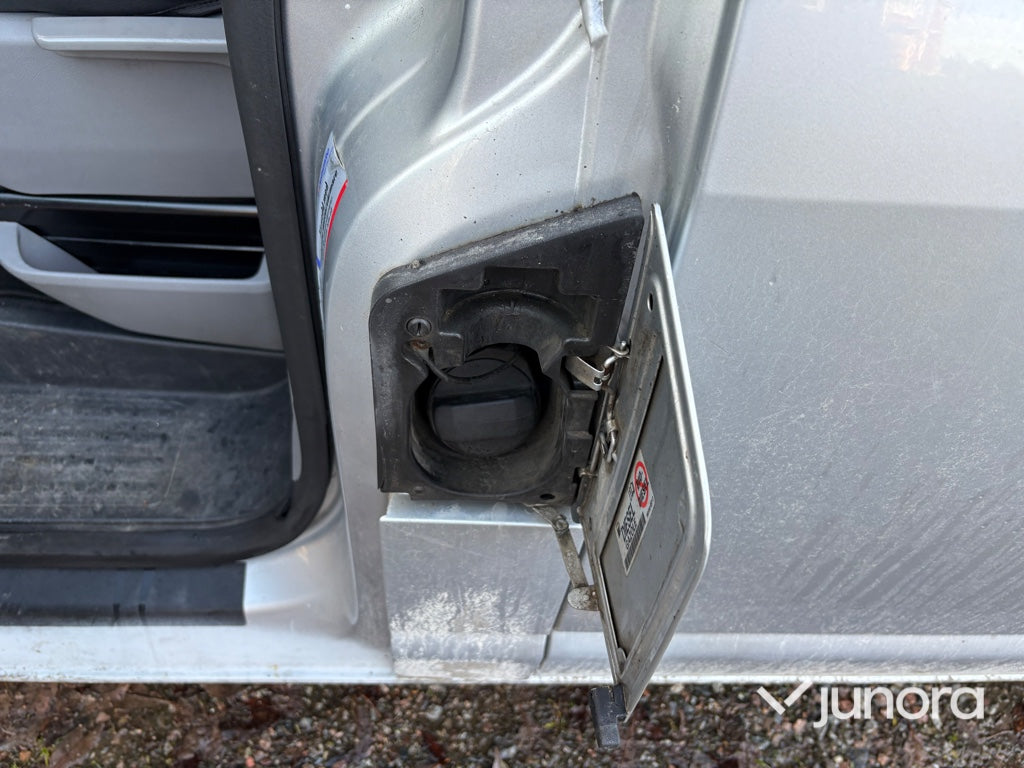 Lätt lastbil - Volkswagen Transporter 2.5 TDI