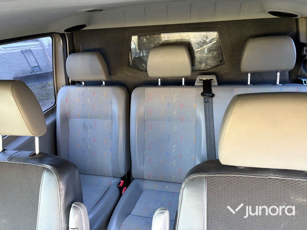 Lätt lastbil - Volkswagen Transporter 2.5 TDI