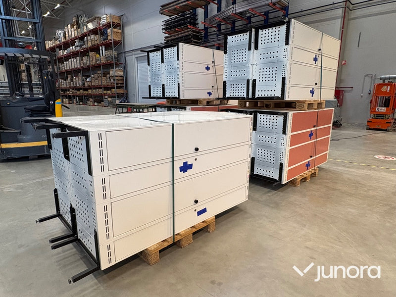 Klädskåp -  10 sektioner, Metall