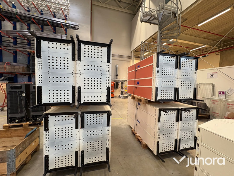 Klädskåp -  10 sektioner, Metall