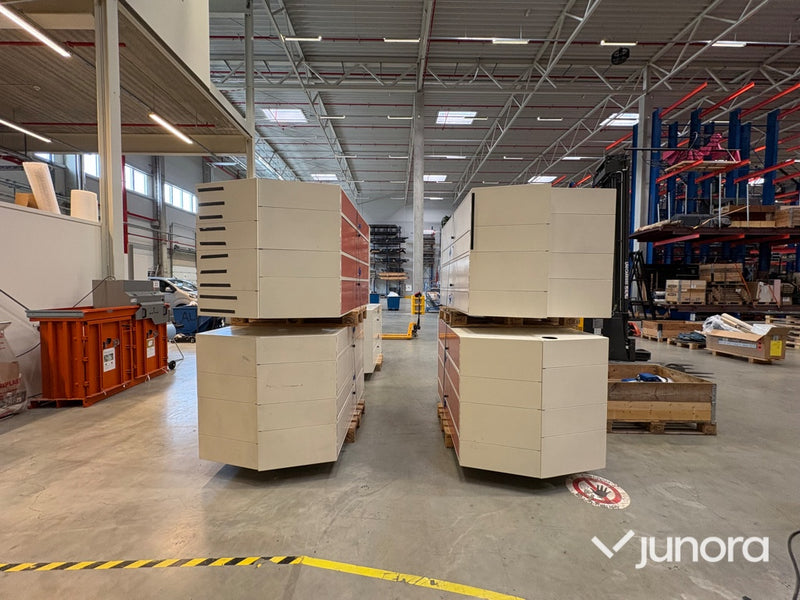 Klädskåp -  10 sektioner, Metall