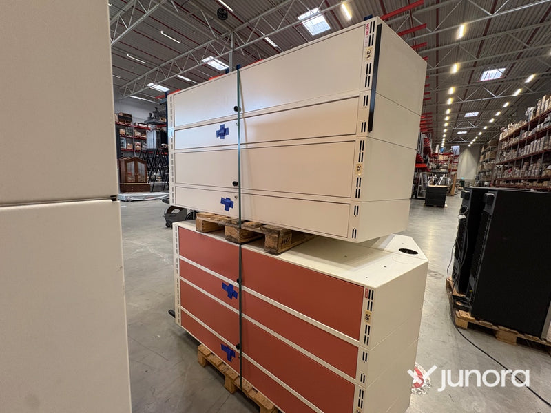 Klädskåp -  10 sektioner, Metall