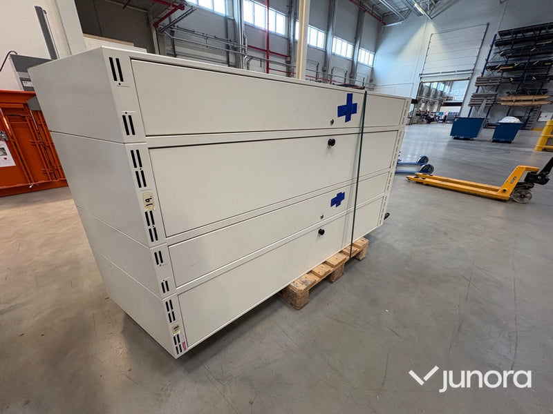 Klädskåp -  10 sektioner, Metall