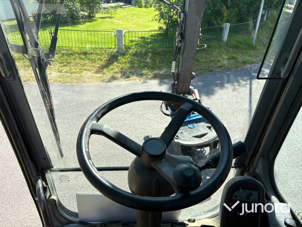 Hjulgrävare-Volvo EW140B