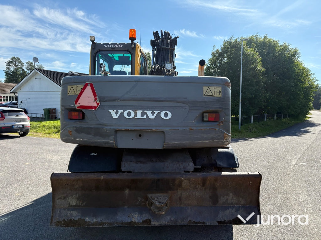 Hjulgrävare-Volvo EW140B