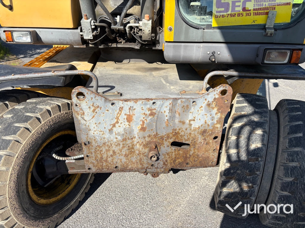 Hjulgrävare-Volvo EW140B