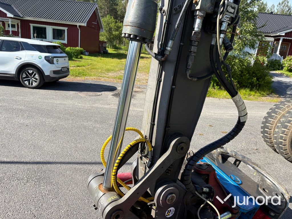 Hjulgrävare-Volvo EW140B