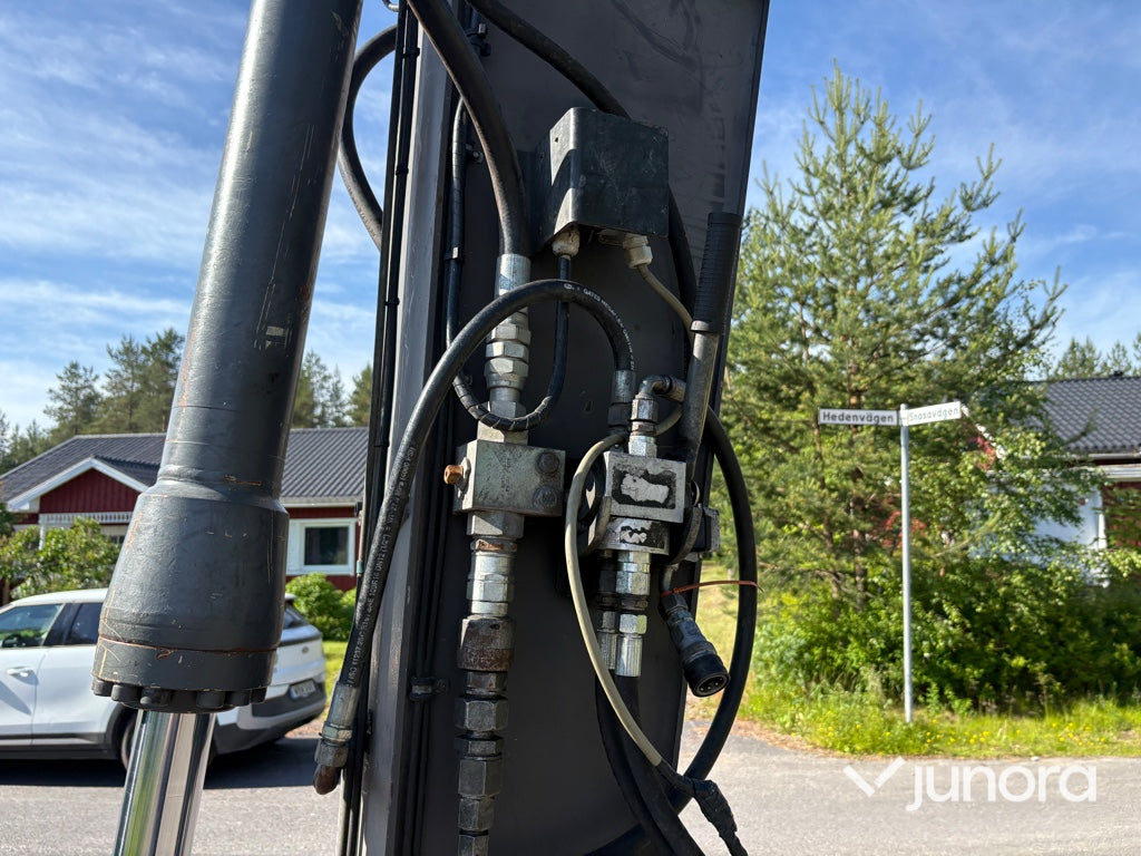 Hjulgrävare-Volvo EW140B