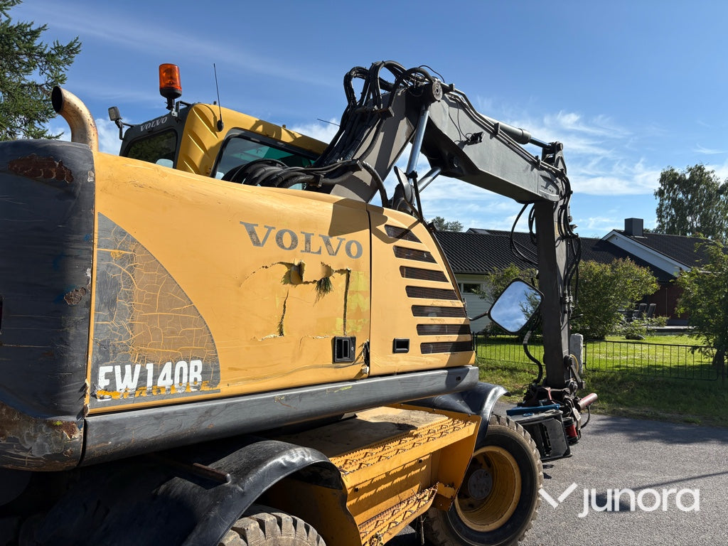 Hjulgrävare-Volvo EW140B