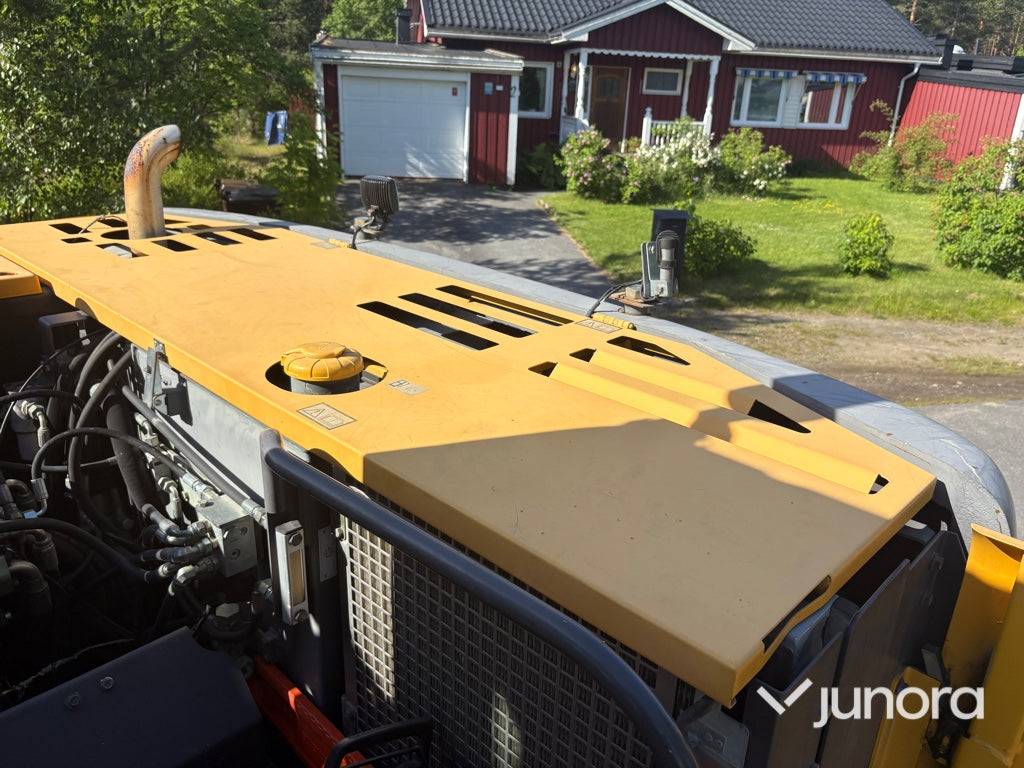 Hjulgrävare-Volvo EW140B