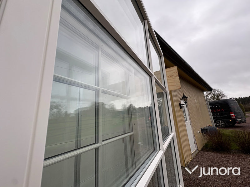 Fönster med spröjs, 2 st