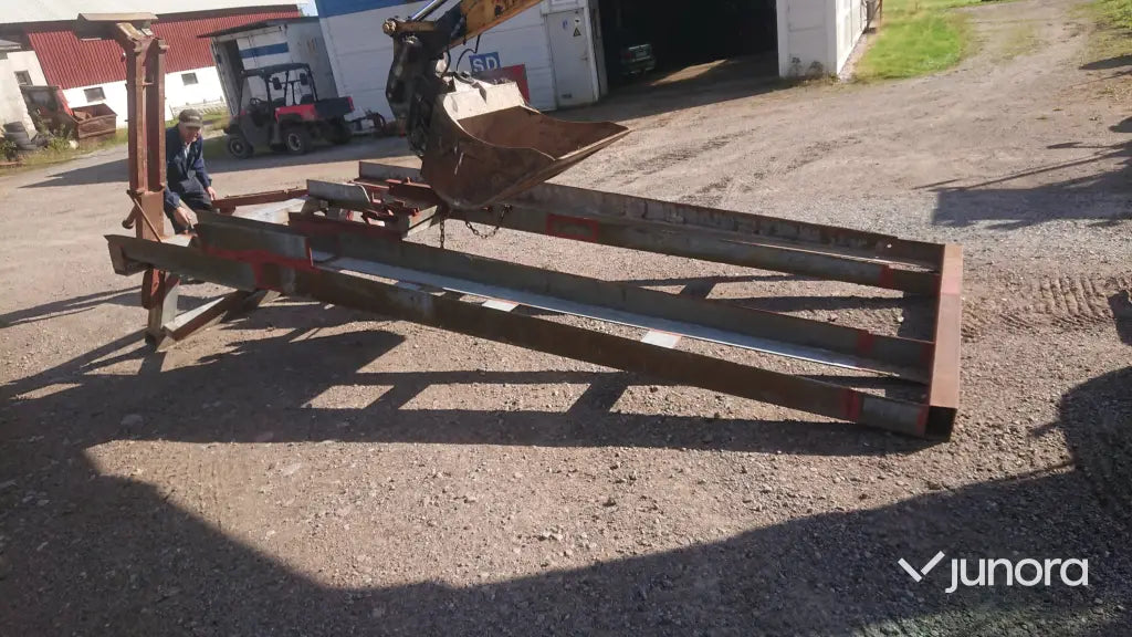 Lastramp för grävmaskin