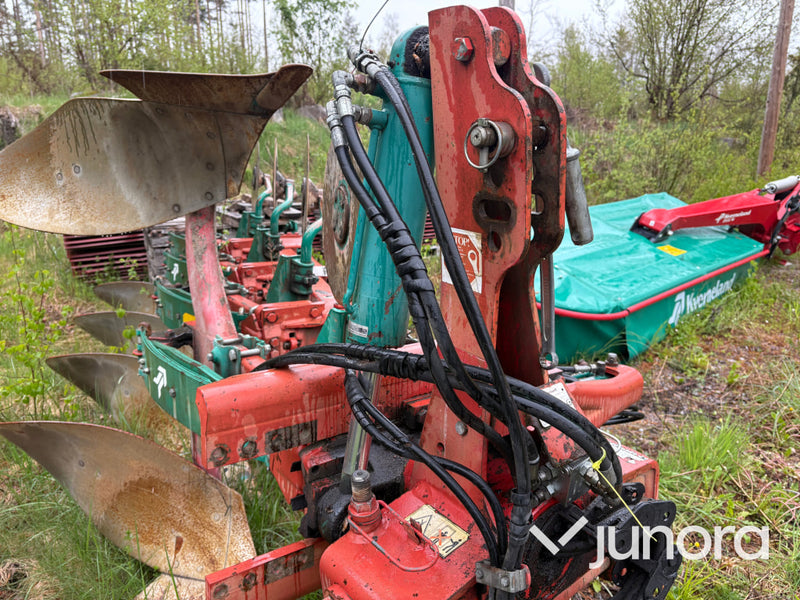 Fyrskärig plog Kverneland ES 80