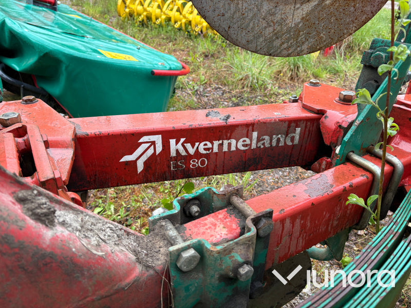 Fyrskärig plog Kverneland ES 80