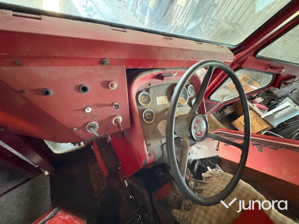 Massey-Fergusson 165 S