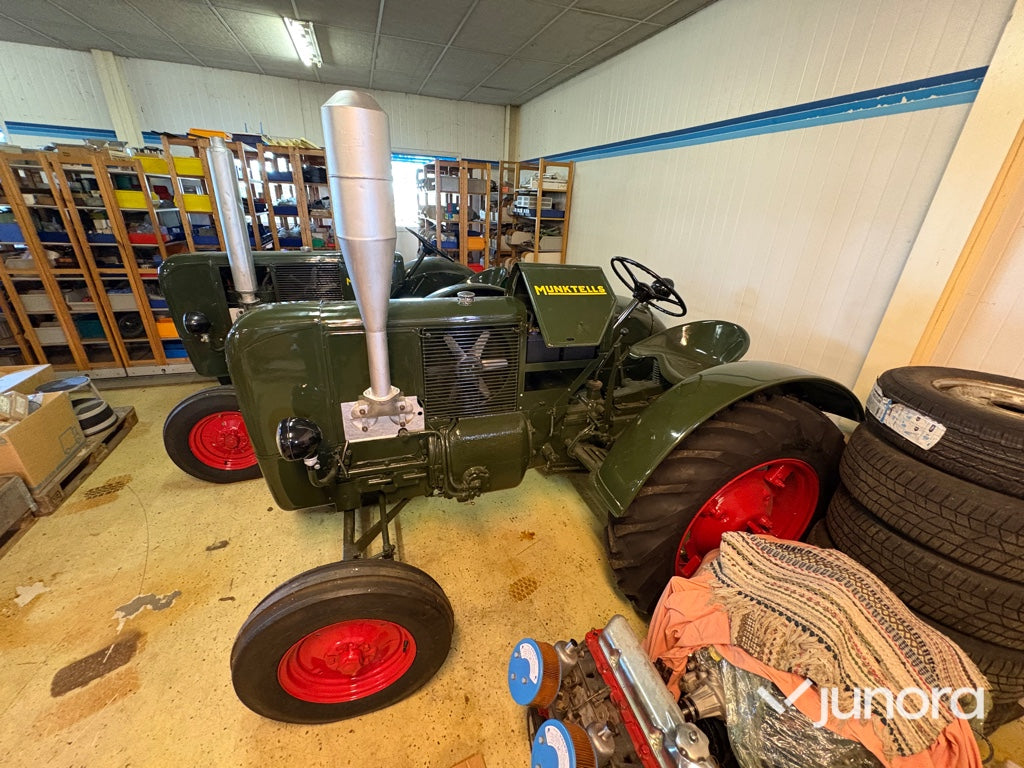 Traktor Bolinder Munktell BM10