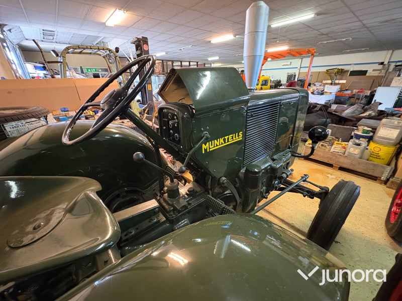 Traktor Bolinder Munktell BM10