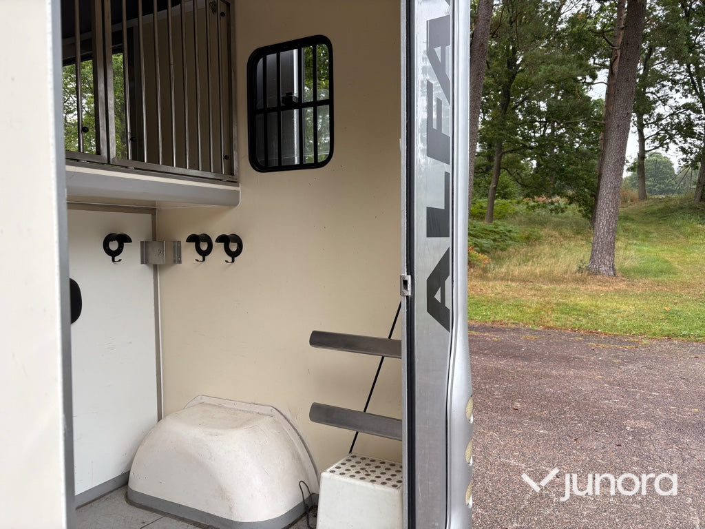 Hästlastbil – ALFAB Renault Master -13