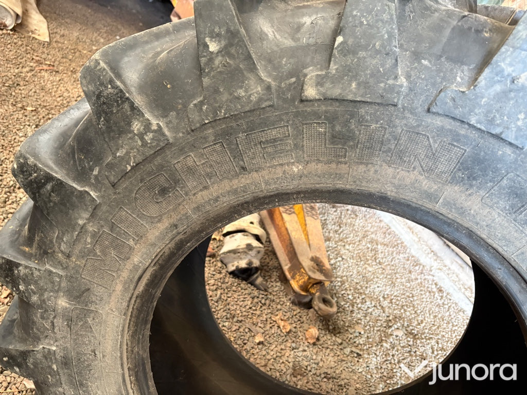 Michelin Radialdäck 14,9 R24