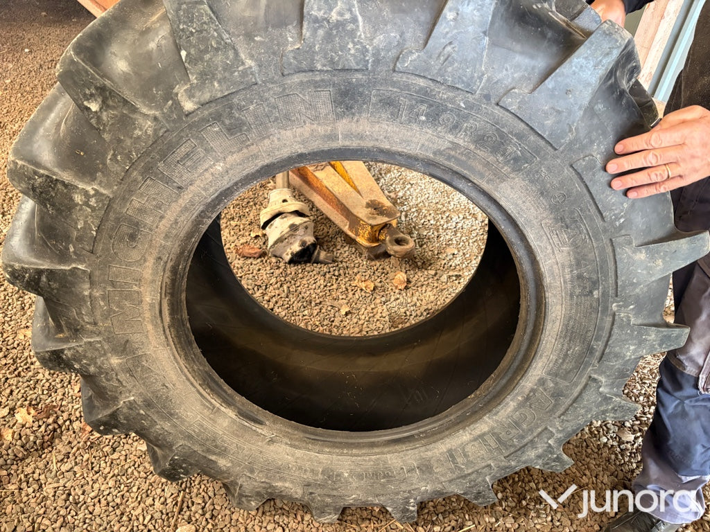 Michelin Radialdäck 14,9 R24