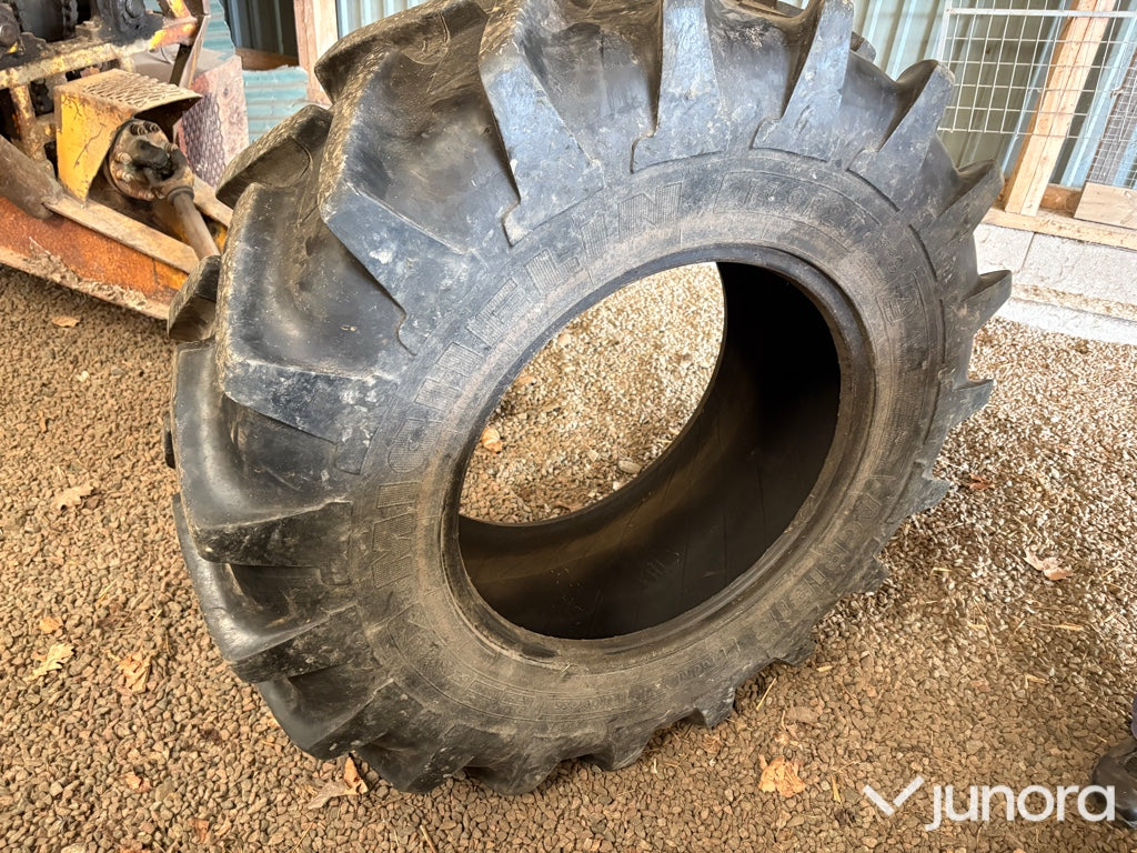 Michelin Radialdäck 14,9 R24