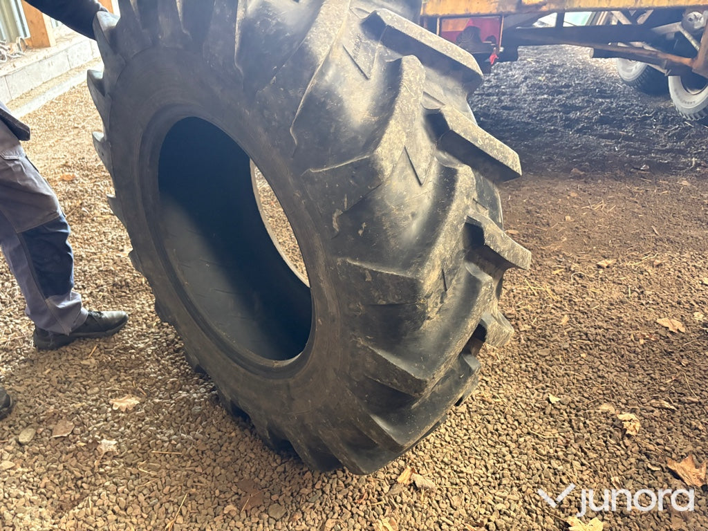 Michelin Radialdäck 14,9 R24