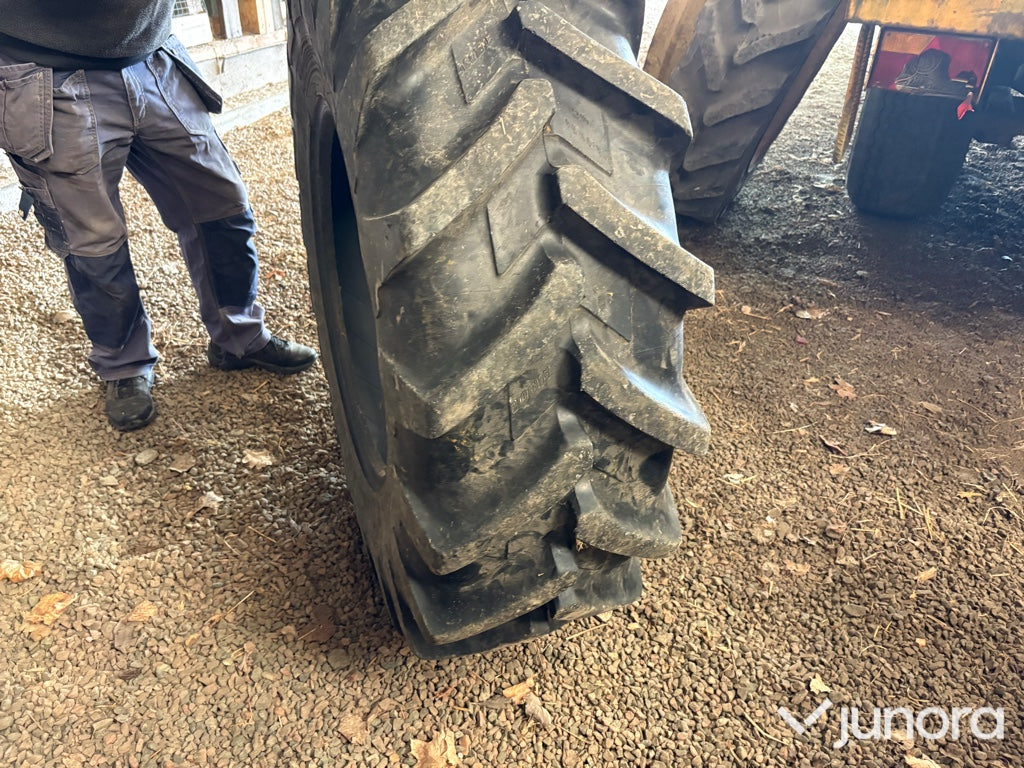 Michelin Radialdäck 14,9 R24