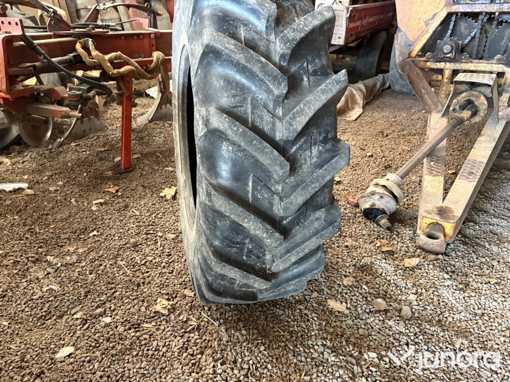 Michelin Radialdäck 14,9 R24