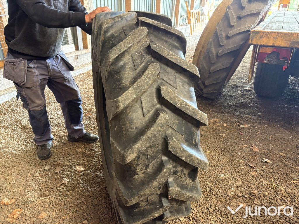 Michelin Radialdäck 14,9 R24