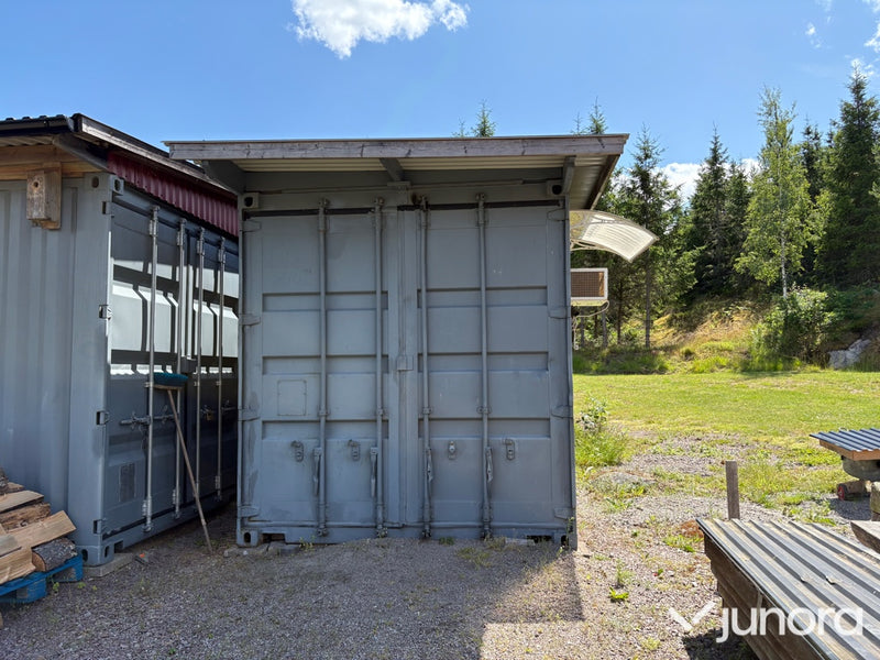 Isolerad 20-fots container med kylrum och förvaringsutrymme