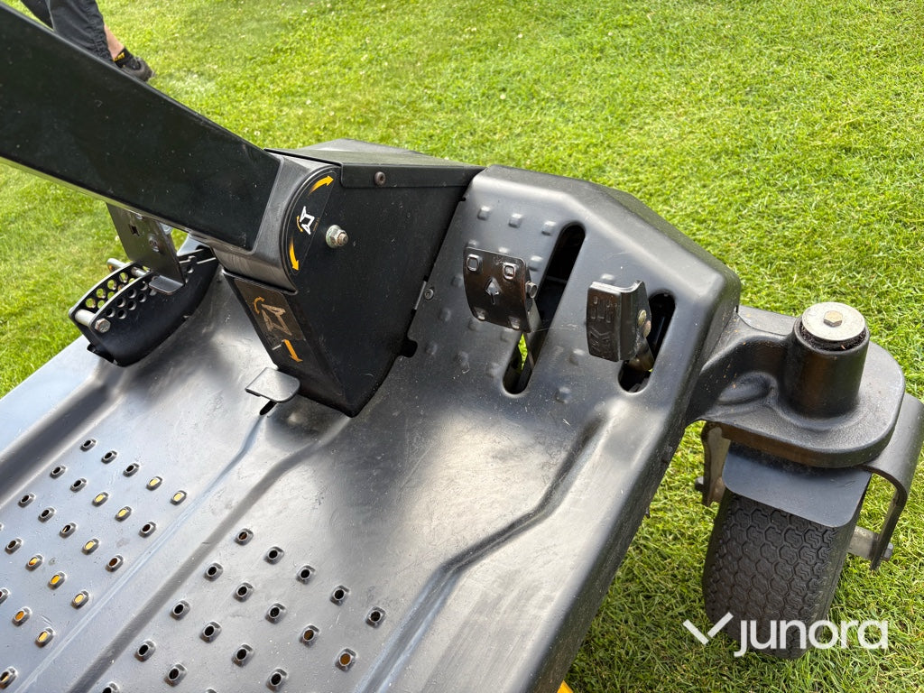 Åkgräsklippare - Cub Cadet Z-Force