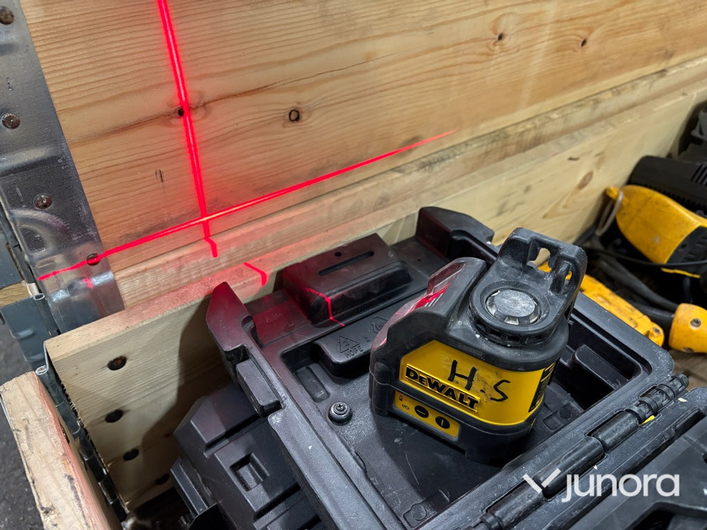 Pall med diverse verktyg - DeWalt