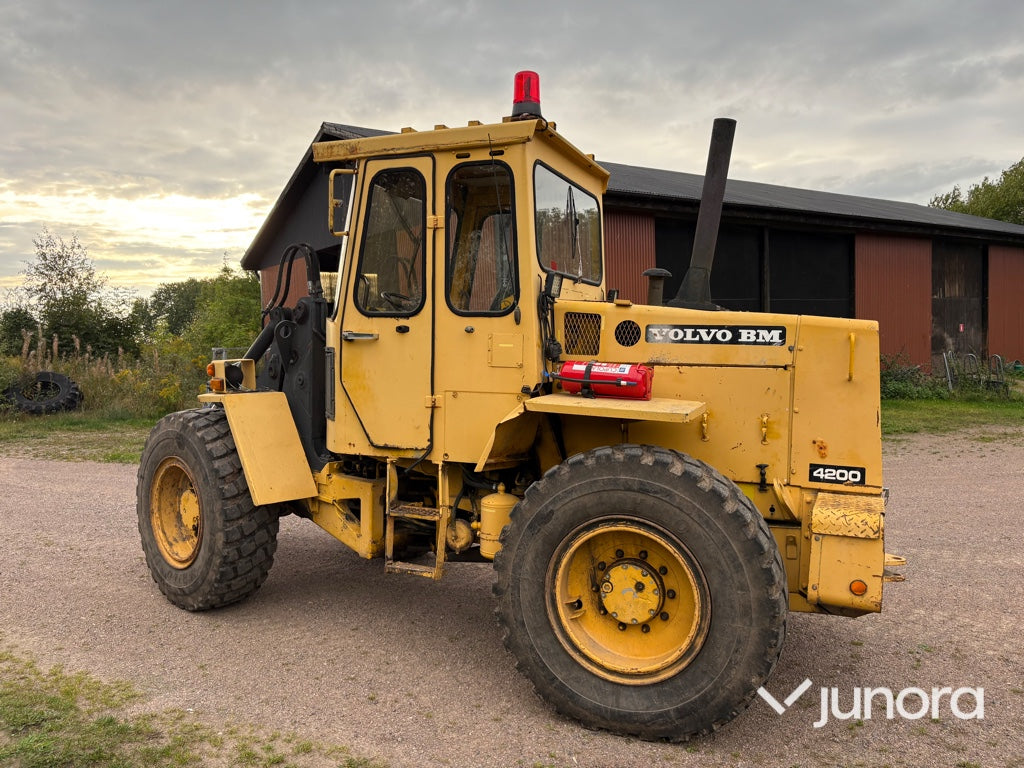 hjullastare - Volvo BM 4200