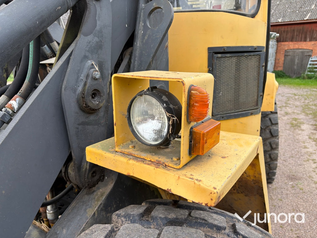 hjullastare - Volvo BM 4200