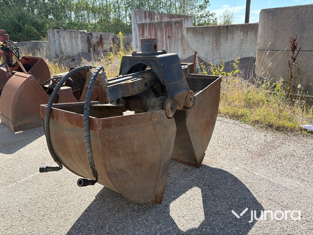 Gripskopa - hydraulisk med två motstående skophalvor