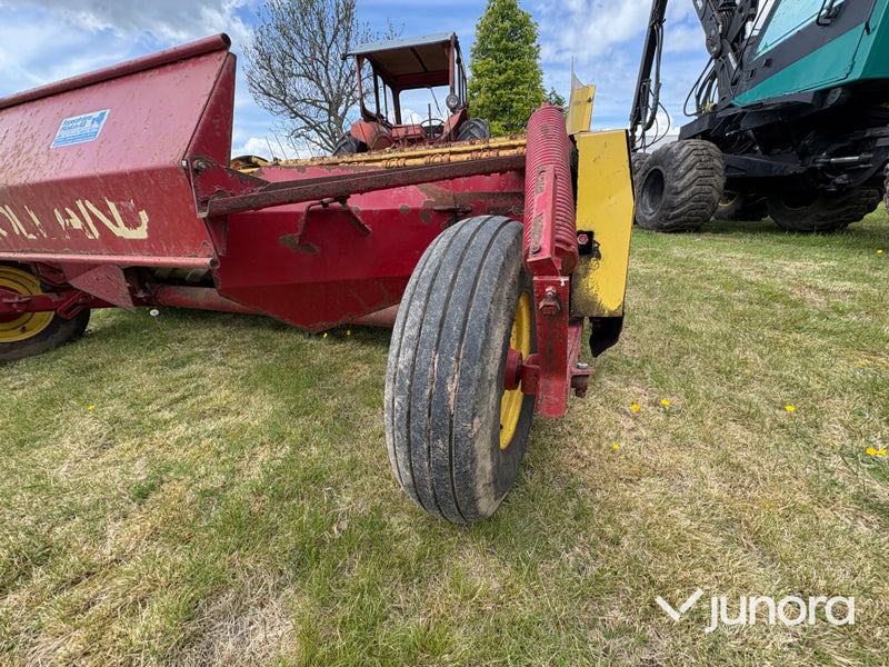 Slåtterkross New Holland 447