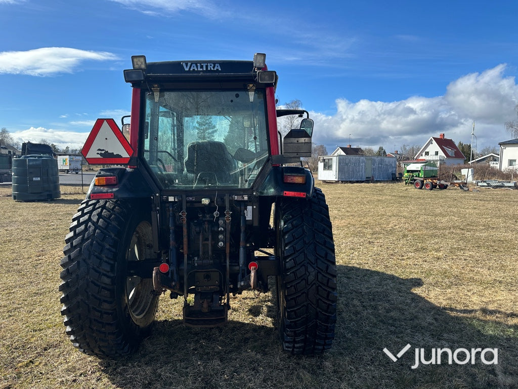 Traktor - Valtra, A72