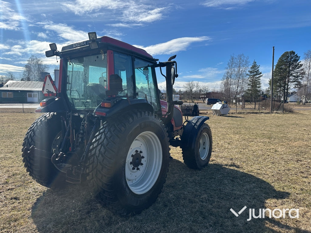 Traktor - Valtra, A72