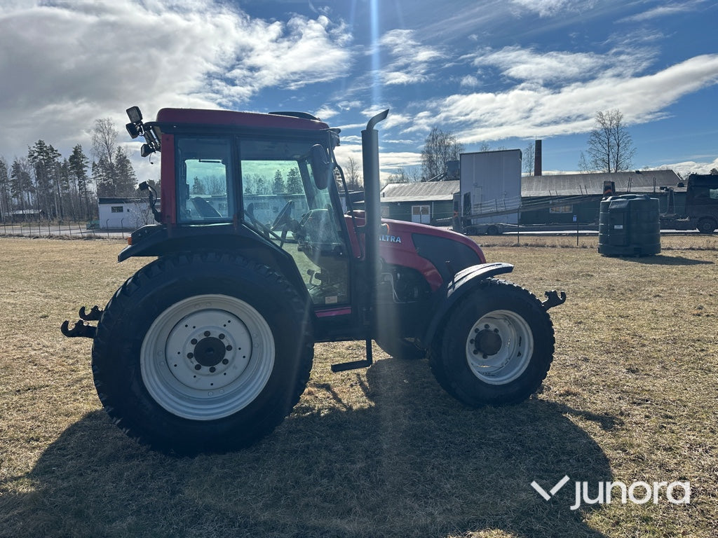 Traktor - Valtra, A72