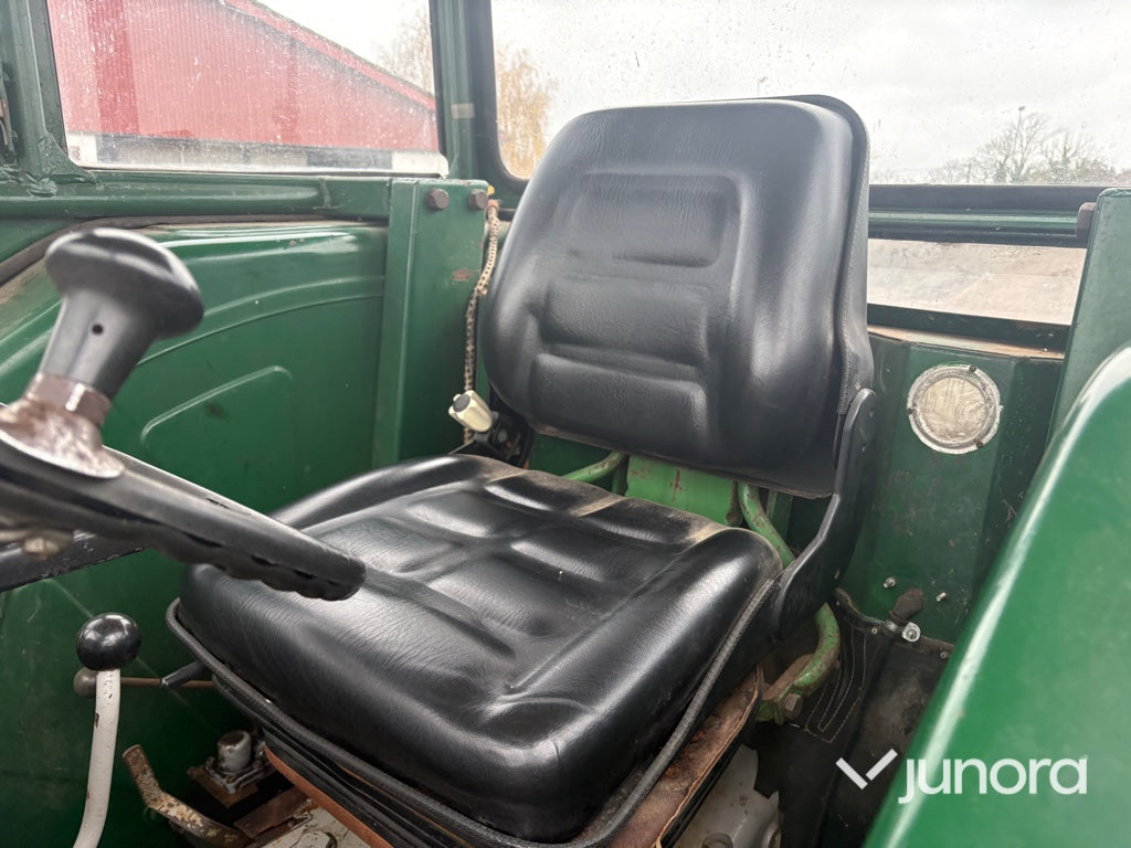 Traktor Deutz D 6006 VARIANT med Frontlastare & Klippan-hytt