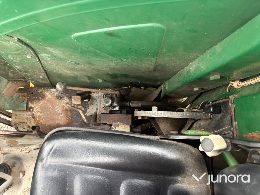 Traktor Deutz D 6006 VARIANT med Frontlastare & Klippan-hytt