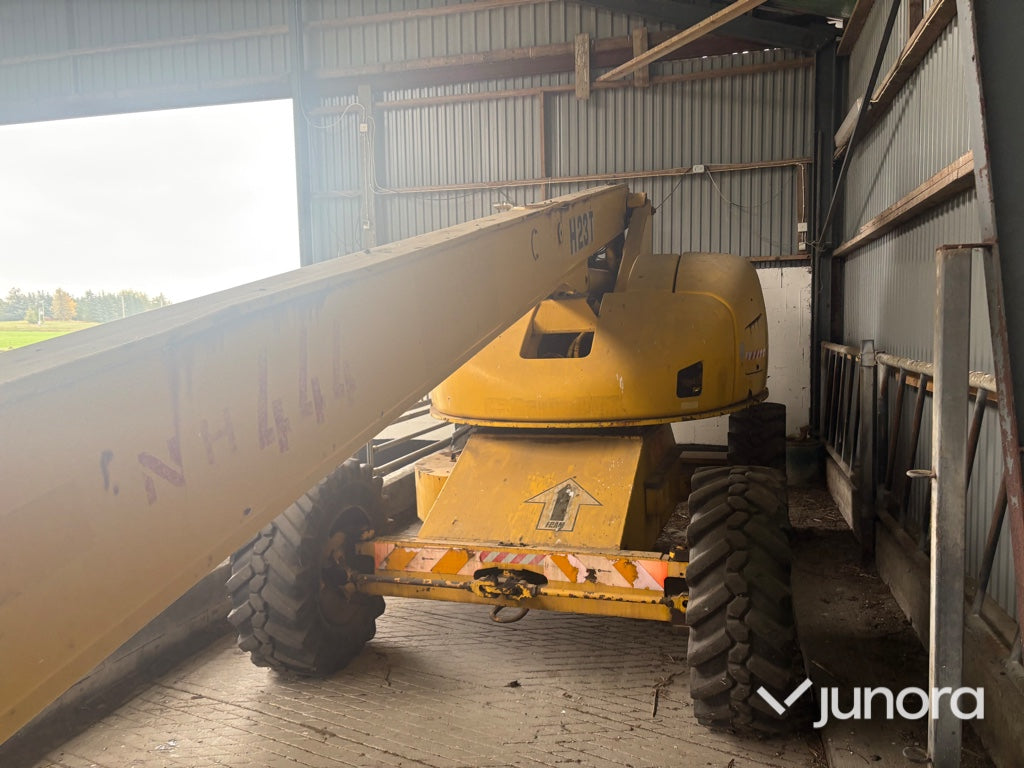 Teleskopbomlift Haulotte H23T