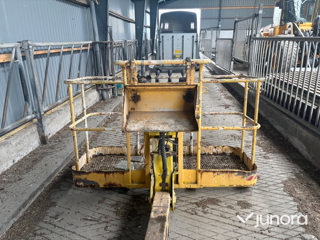 Teleskopbomlift Haulotte H23T