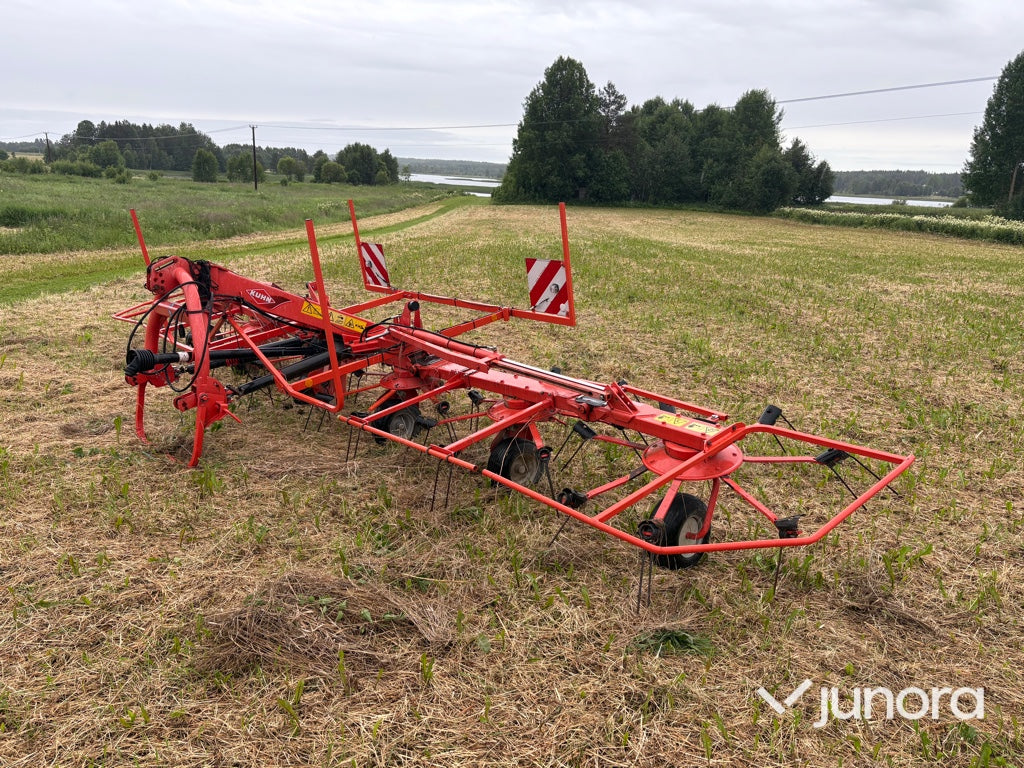 Hövändare - Kuhn GF7802