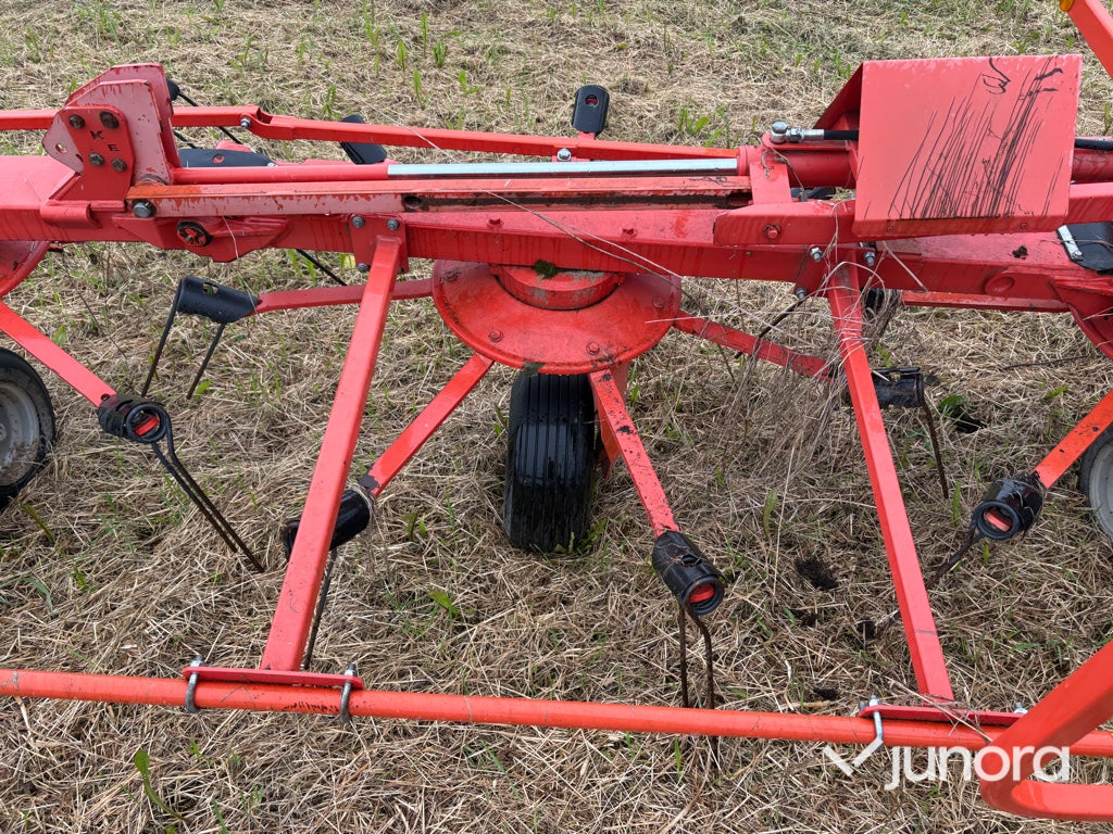 Hövändare - Kuhn GF7802
