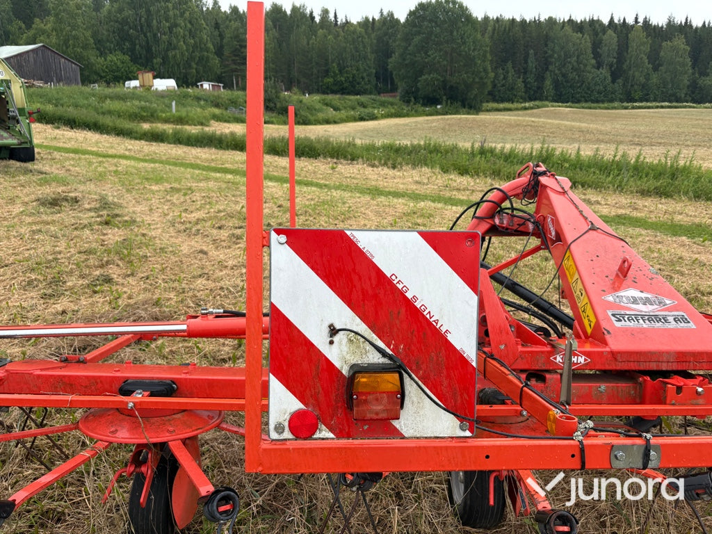 Hövändare - Kuhn GF7802