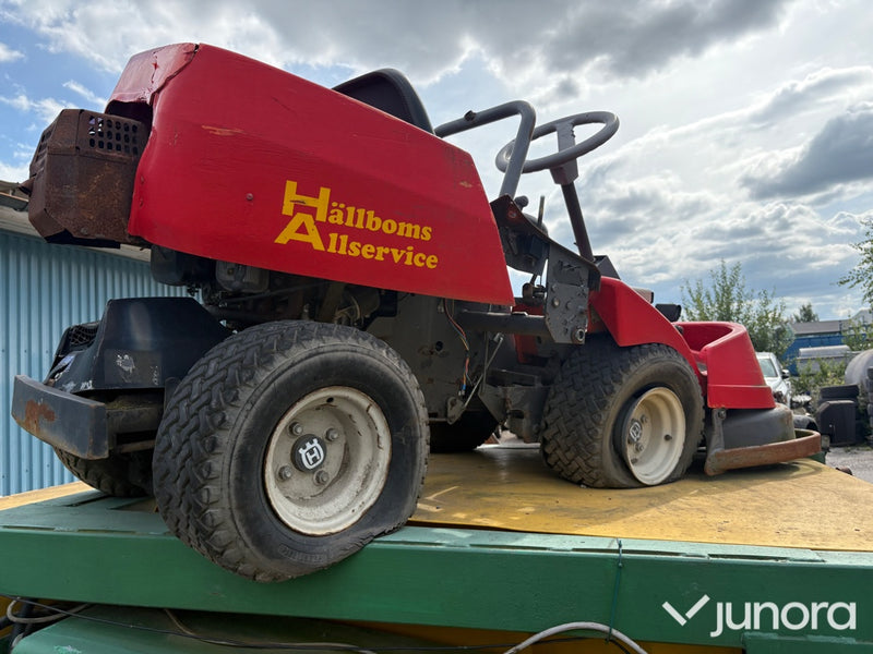 Åkgräsklippare Husqvarna